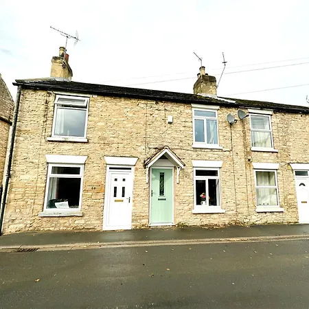 Country With Church View And Fireplace Near & York Holiday home *