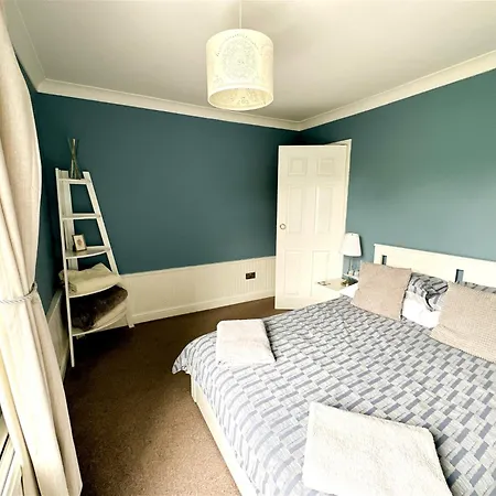 Cosy Country Escape | Fireplace & Views | & York Leeds (West Yorkshire)